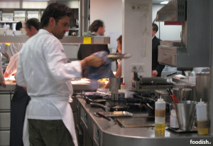 Sergio kookt in Restaurant Oud Sluis